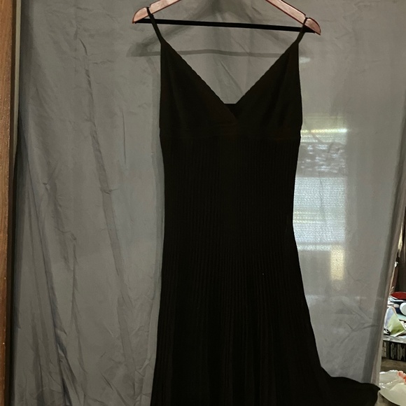 FEMME EN CARRIERE DRESS - Picture 1 of 1